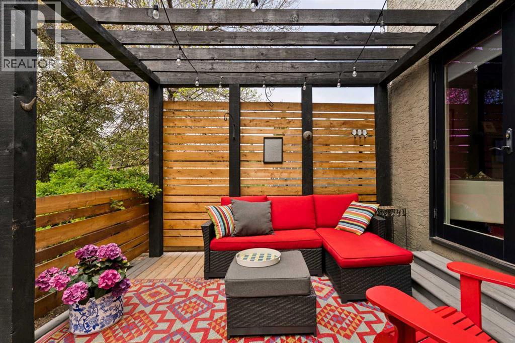 2235 27 Street SW - 42