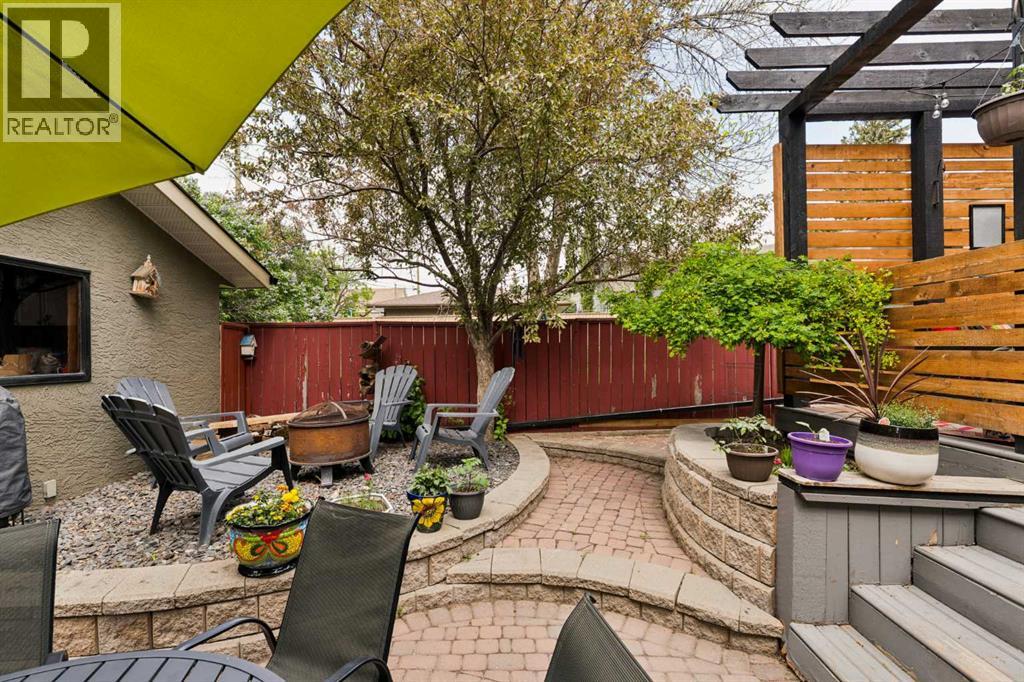 2235 27 Street SW - 45