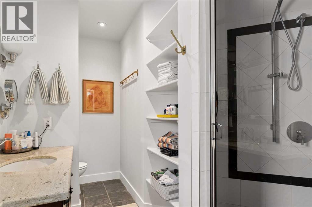 2235 27 Street SW - 30