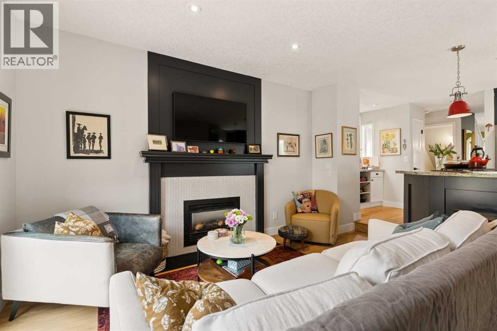 2235 27 Street SW - 18