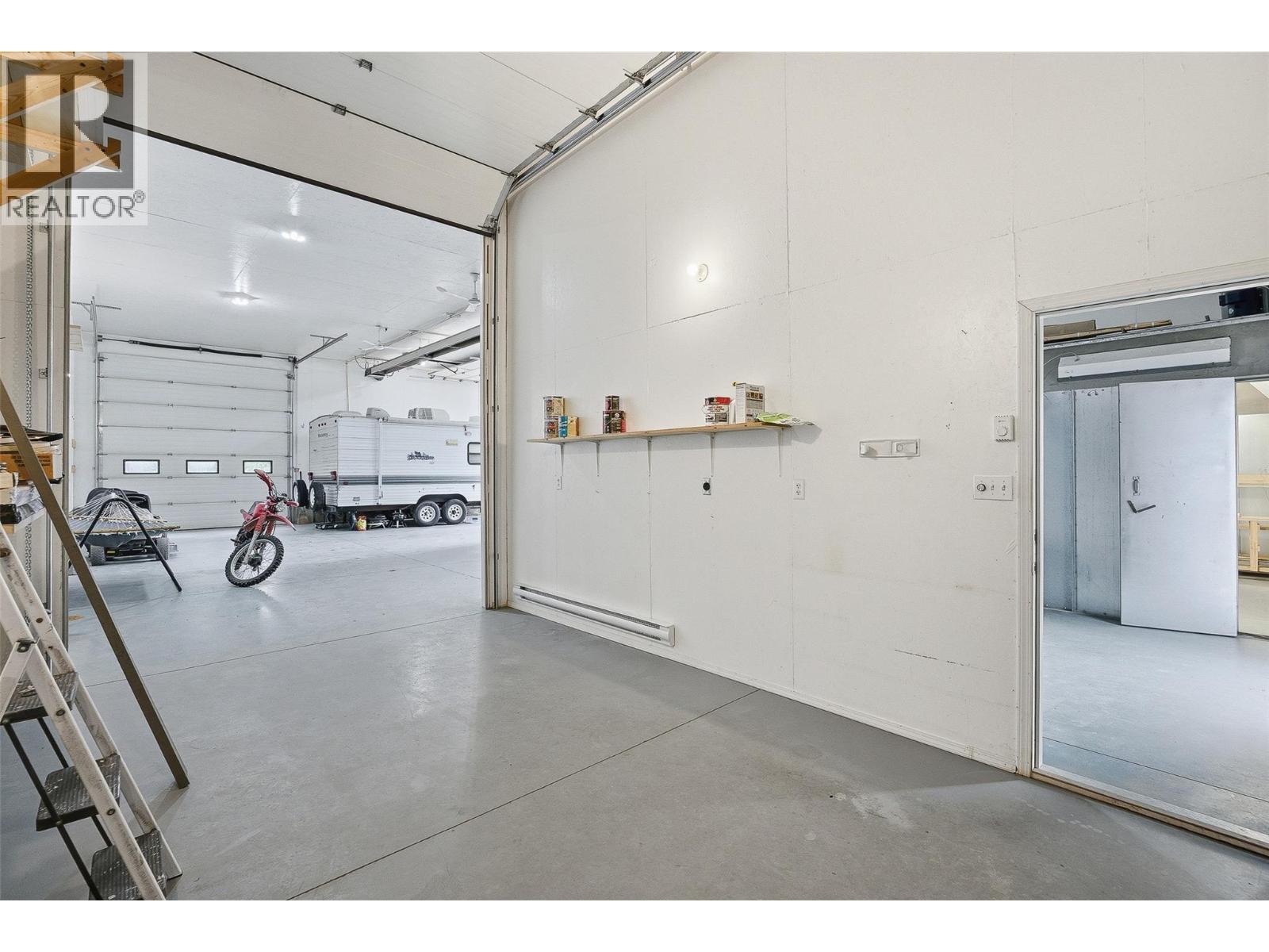 116 COLDWATER Road - 63
