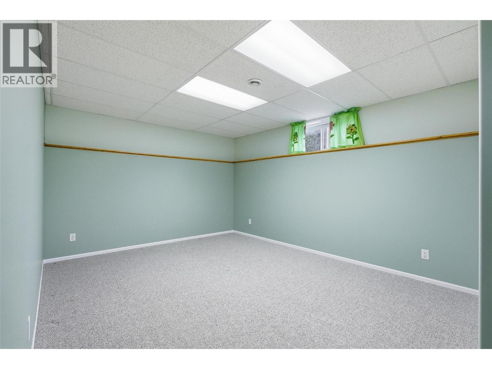 116 COLDWATER Road - 33