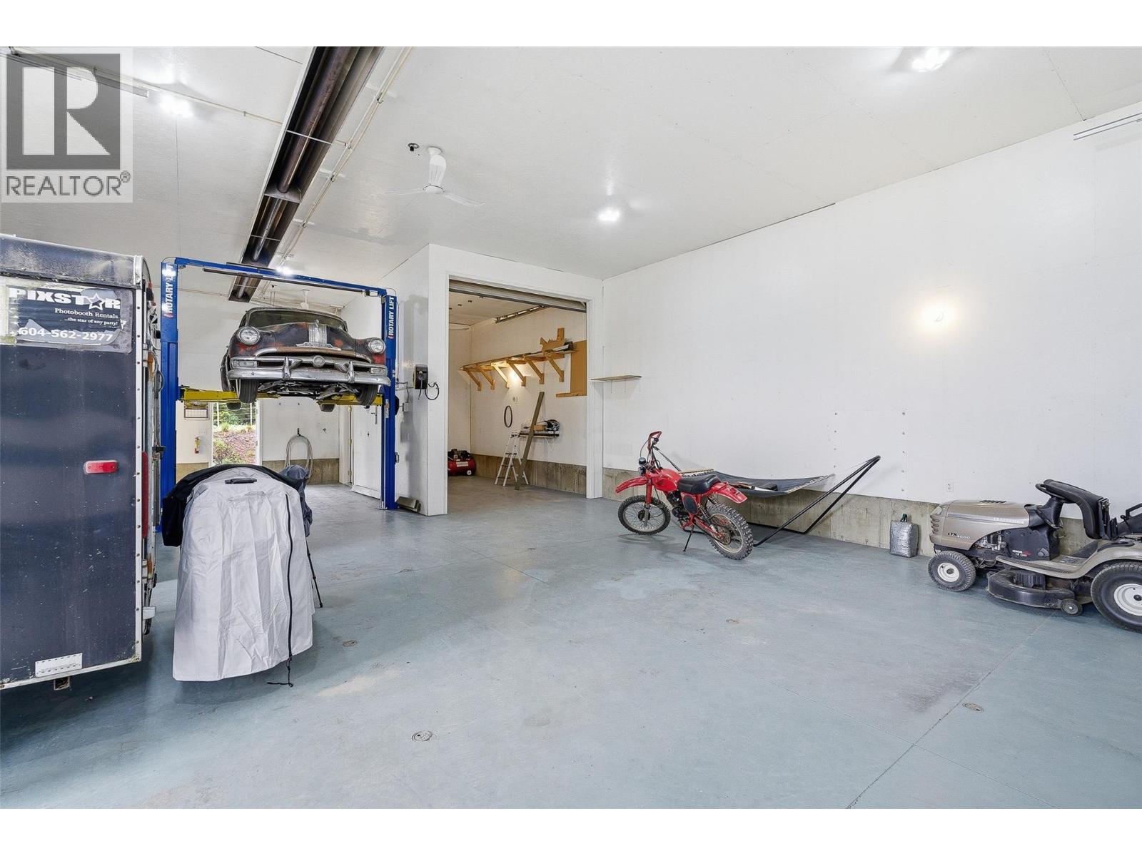 116 COLDWATER Road - 59