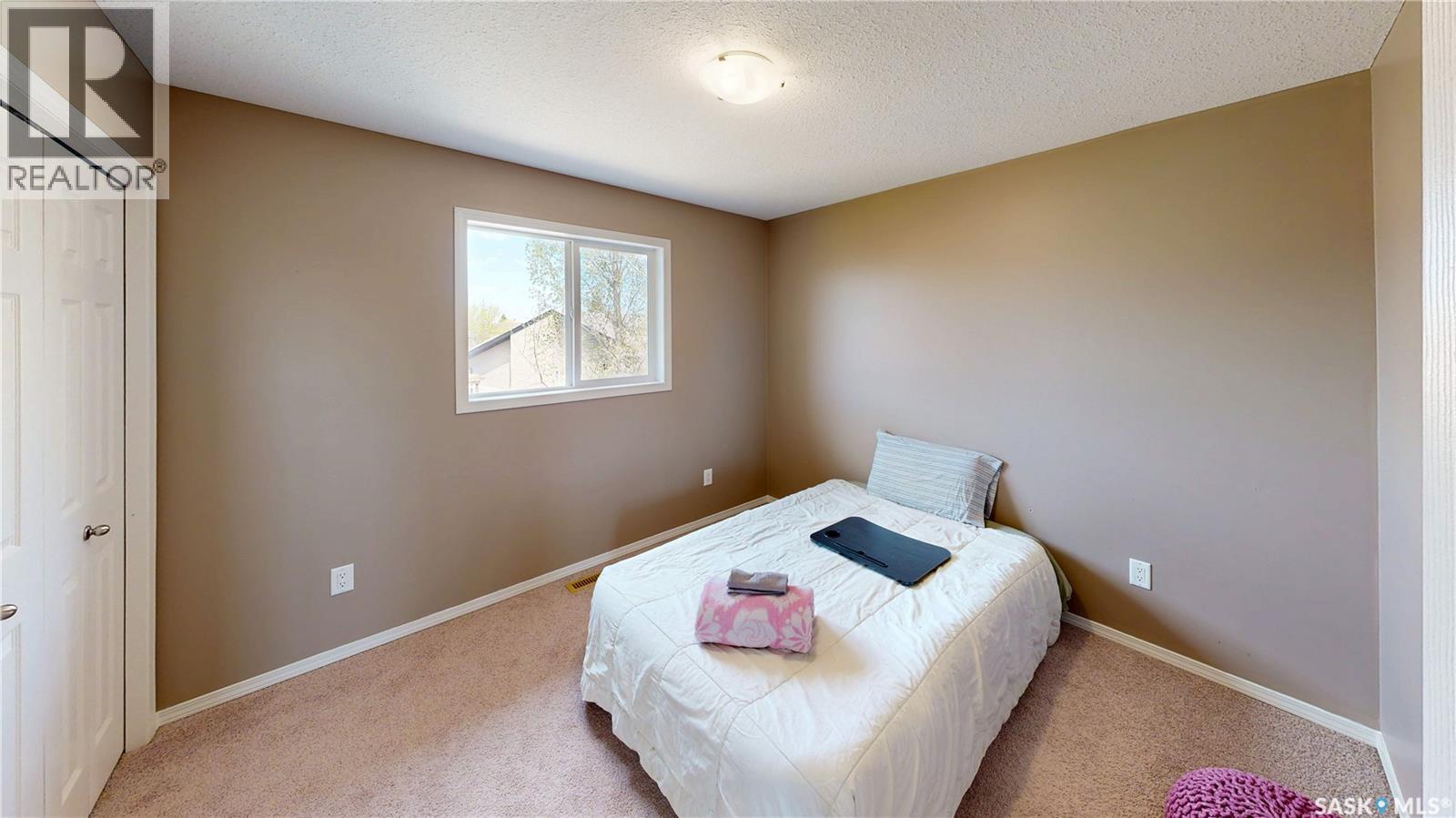 7058 Wascana Cove DRIVE - 33