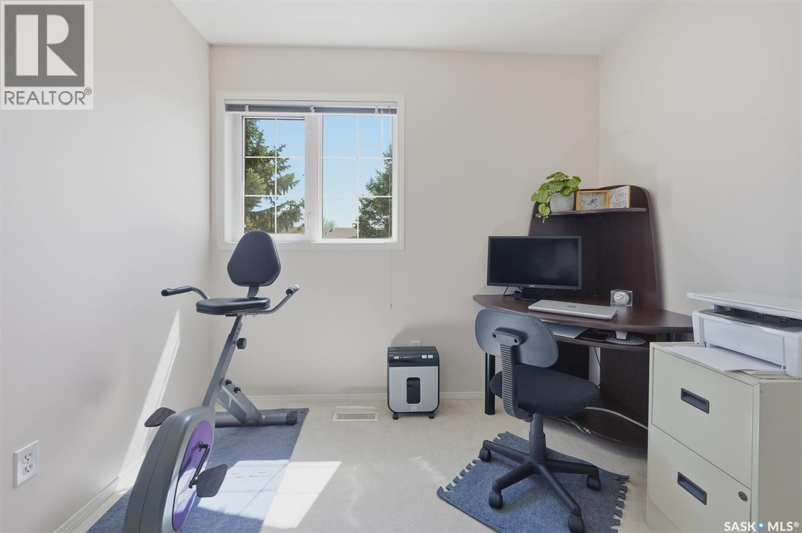 #105 615 McWillie AVENUE - 29
