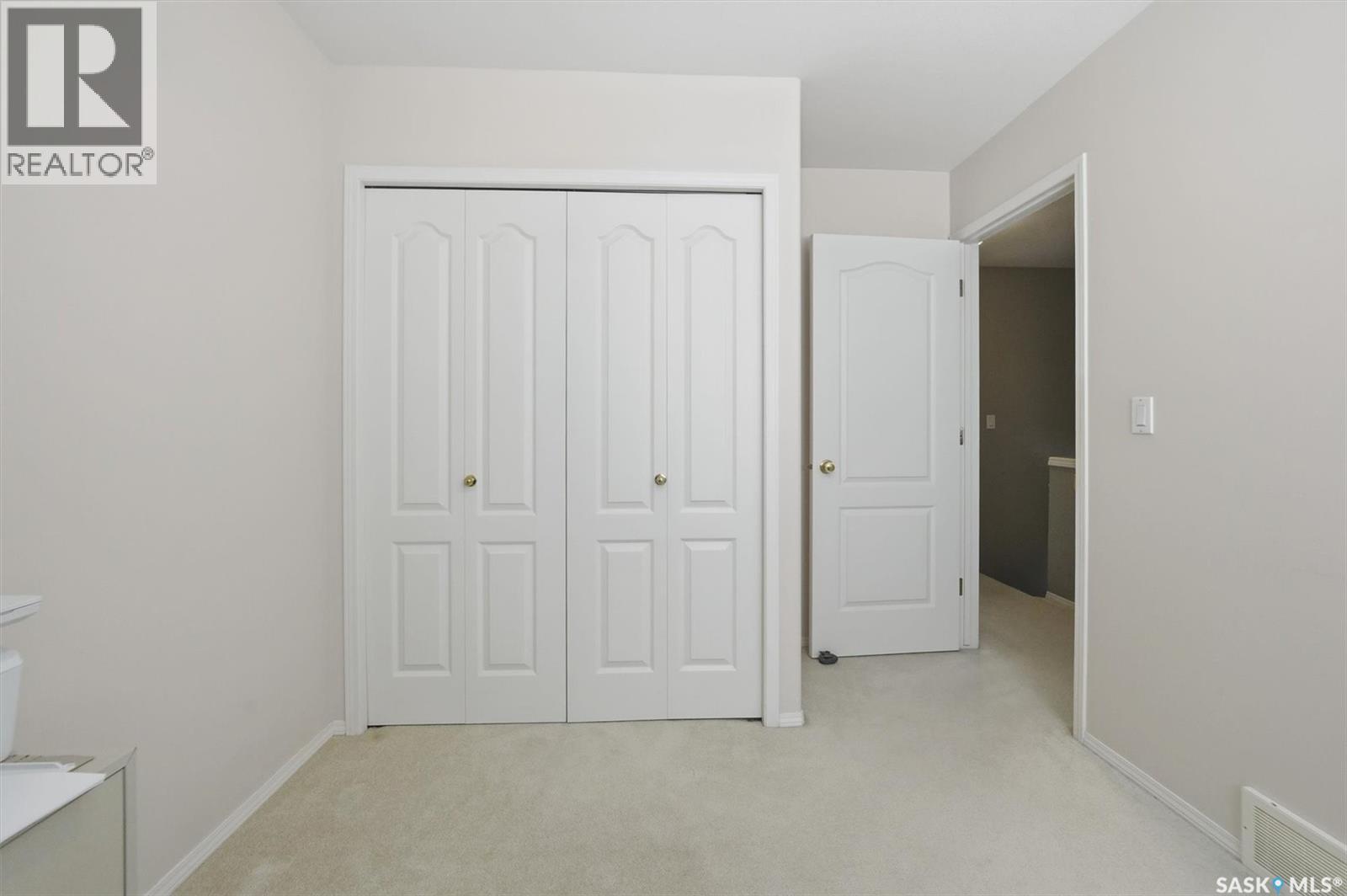 #105 615 McWillie AVENUE - 30
