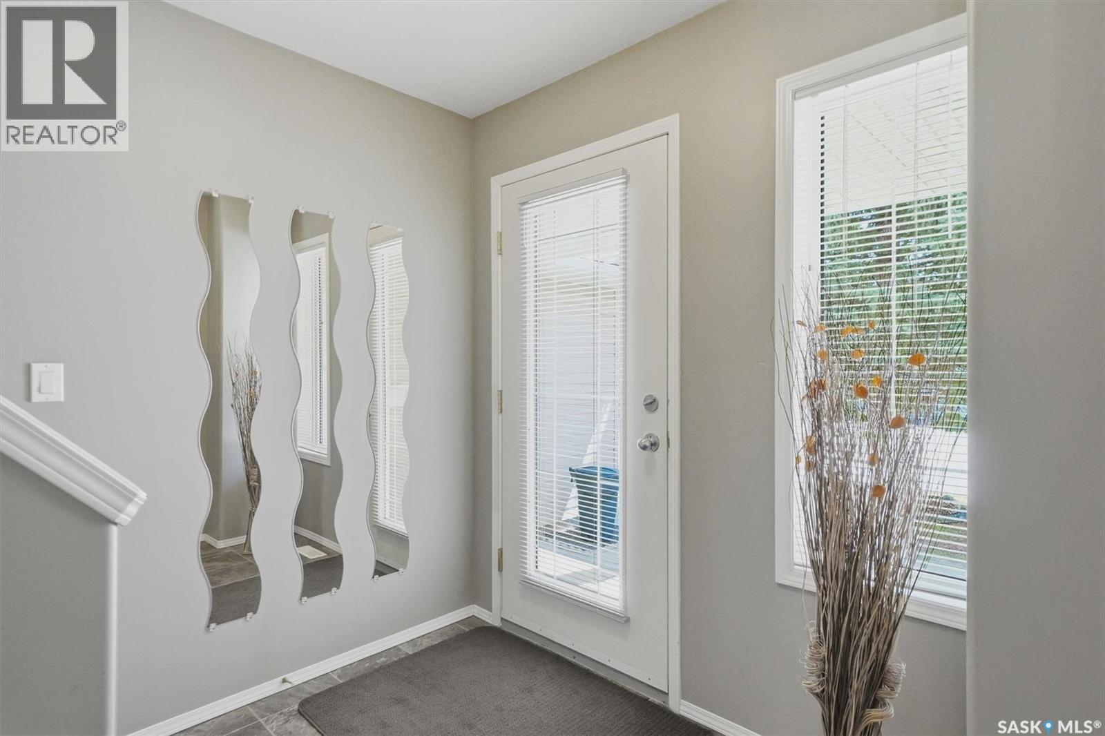 #105 615 McWillie AVENUE - 5