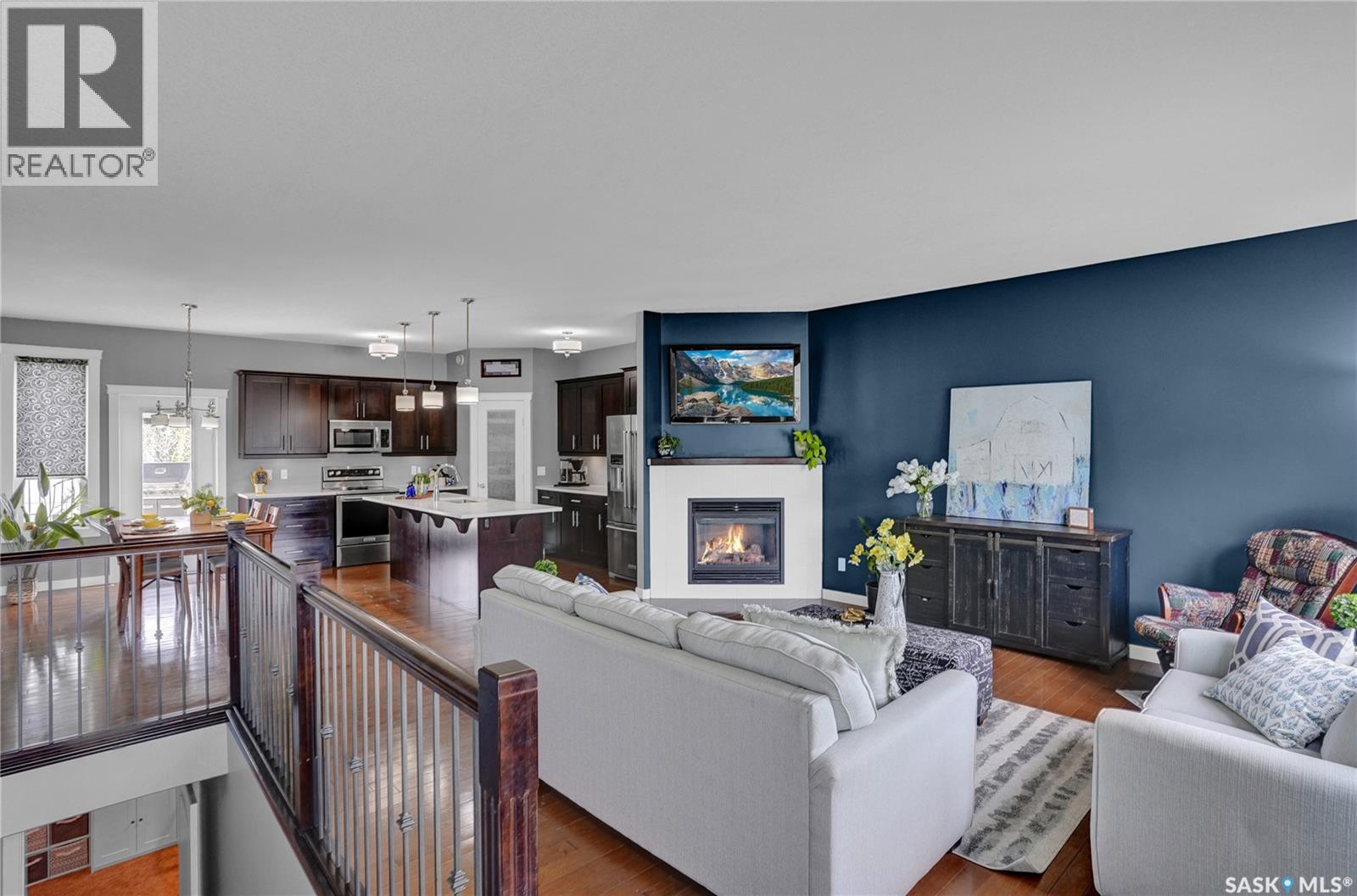 121 Everton CRESCENT - Image 2
