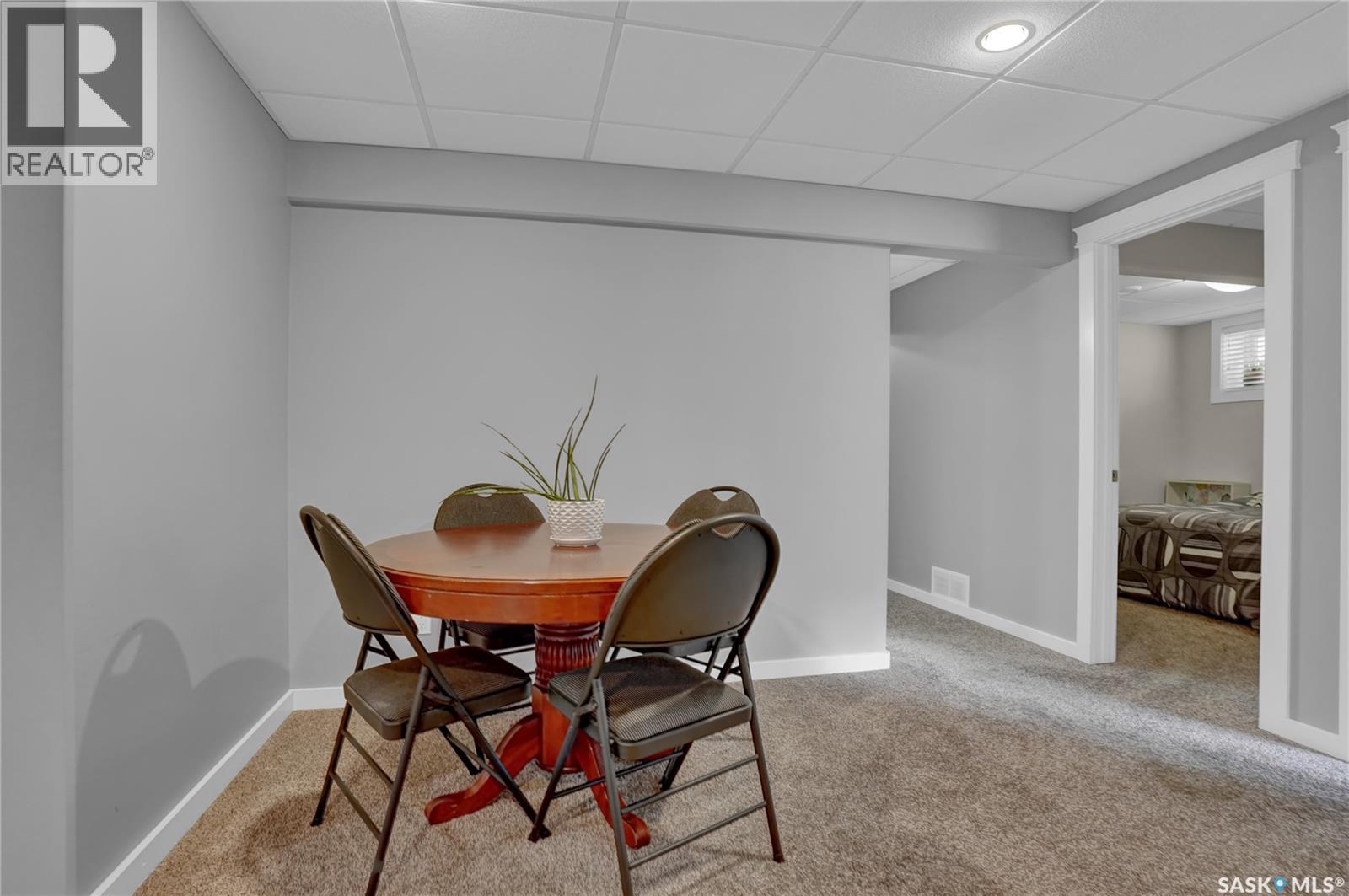 121 Everton CRESCENT - 36