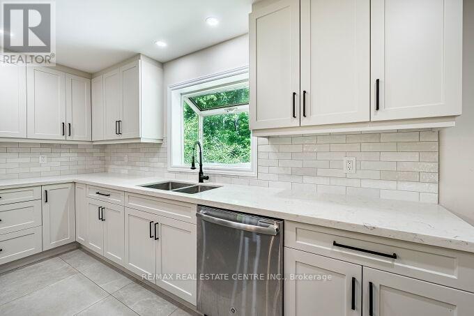 563 6TH CONCESSION ROAD W - 12