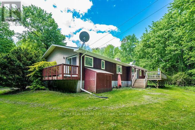 563 6TH CONCESSION ROAD W - 44