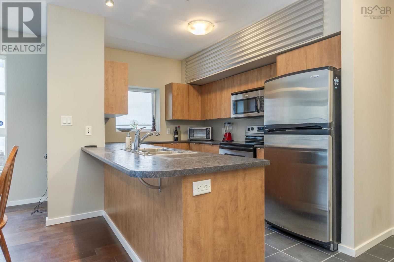 #310 5221 Nora Benard Street - 8