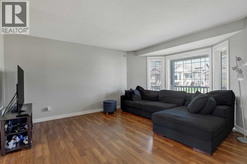 11245 75 Avenue - Image 3