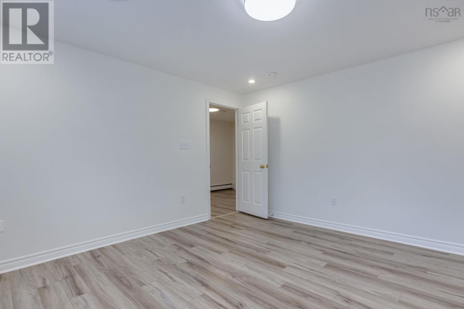 58 Riverwood Drive - 29
