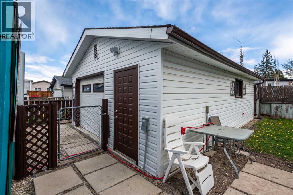 829 Bayview Road - 37