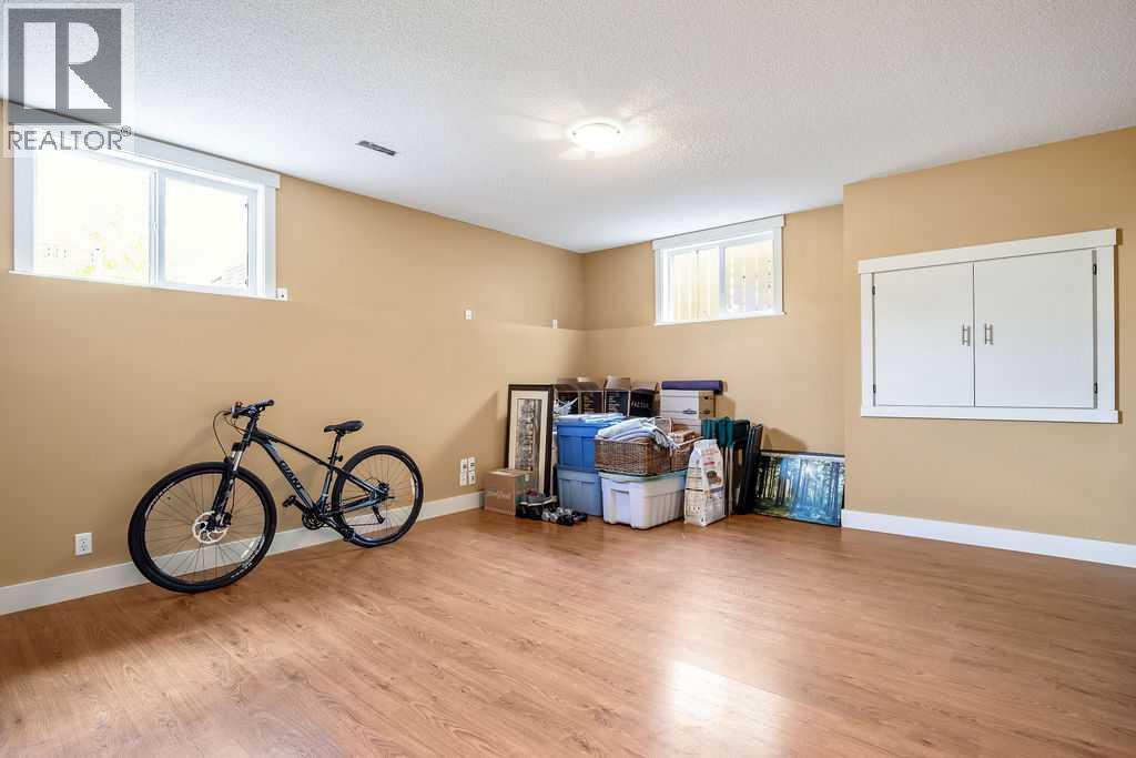 20 Covepark Close NE - 18