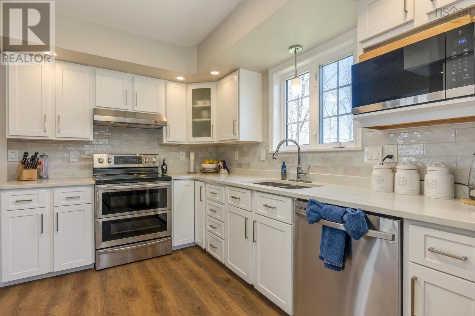 569 Lakecrest Drive - 15