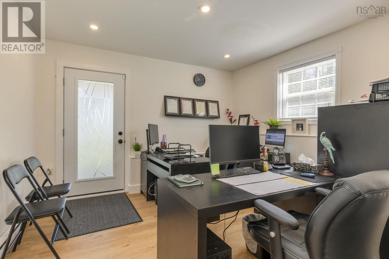 569 Lakecrest Drive - 30