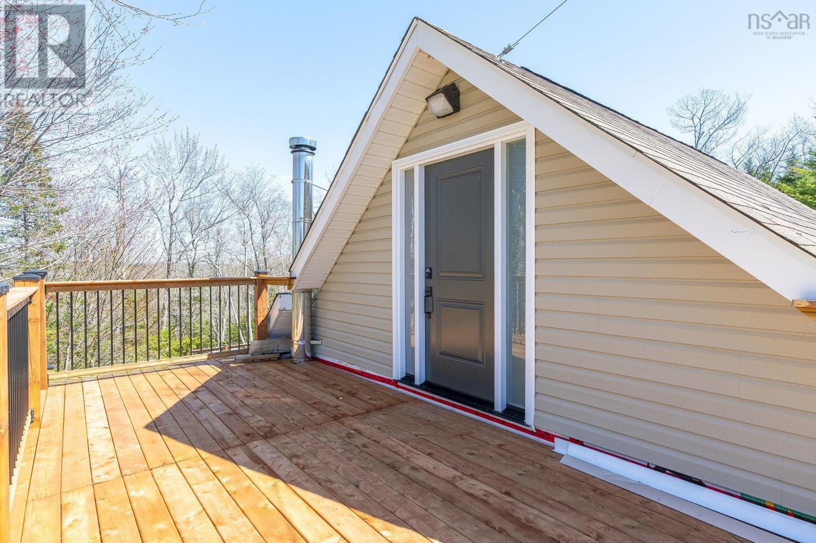 569 Lakecrest Drive - 47