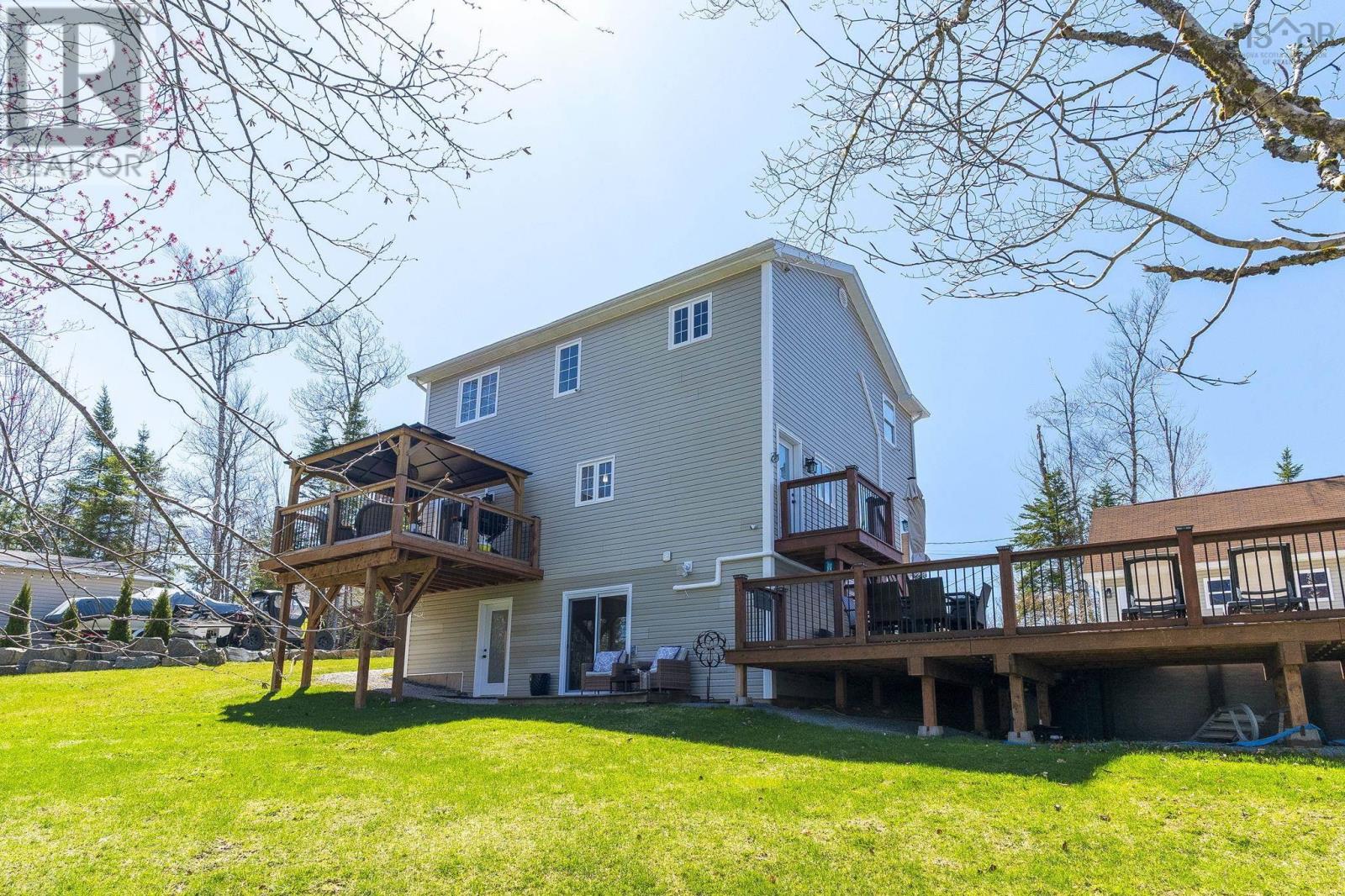 569 Lakecrest Drive - 40