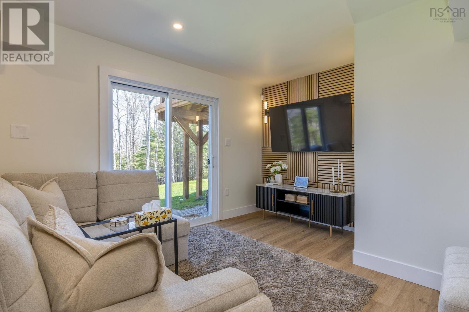 569 Lakecrest Drive - 31