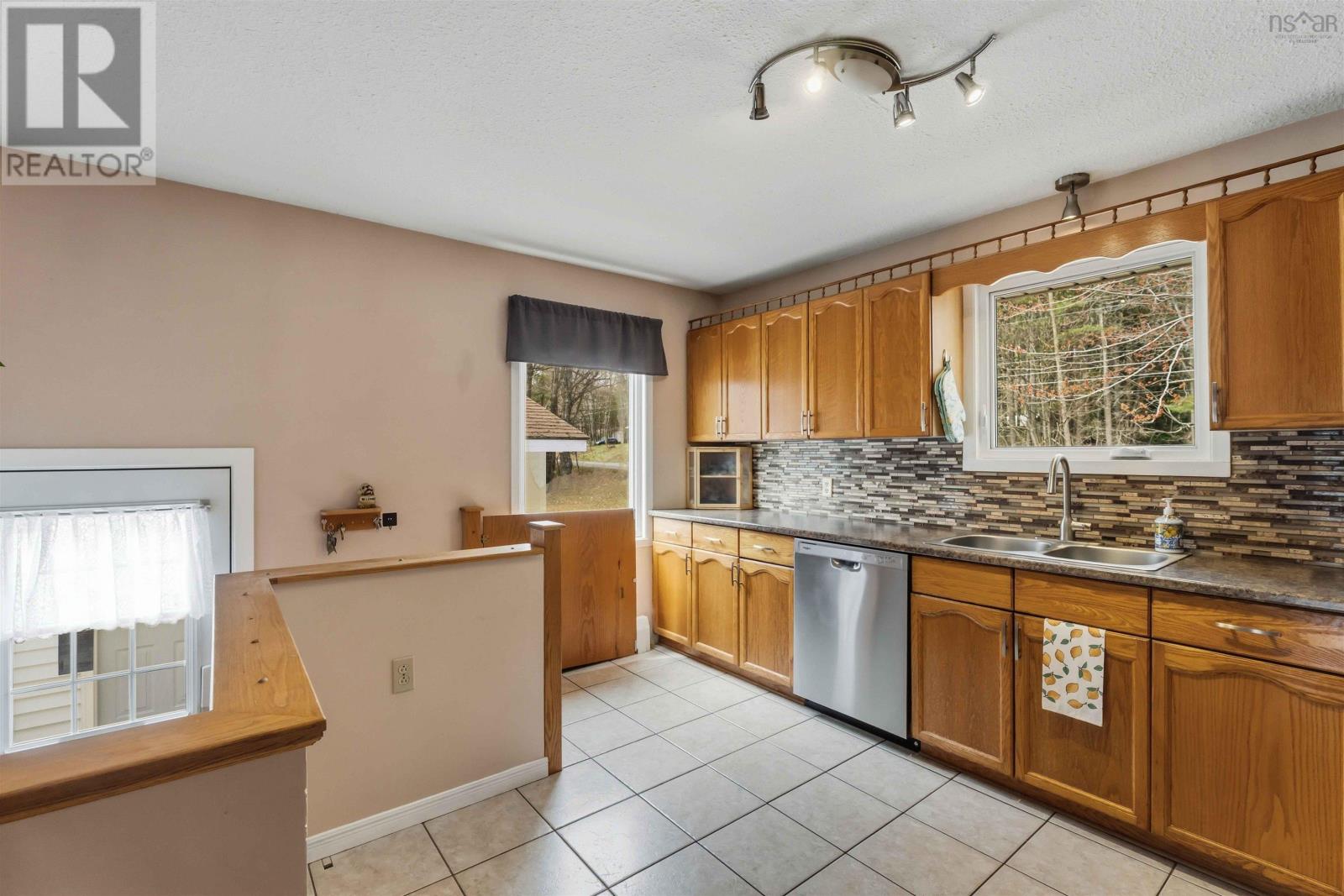 432 Hall Road - 4