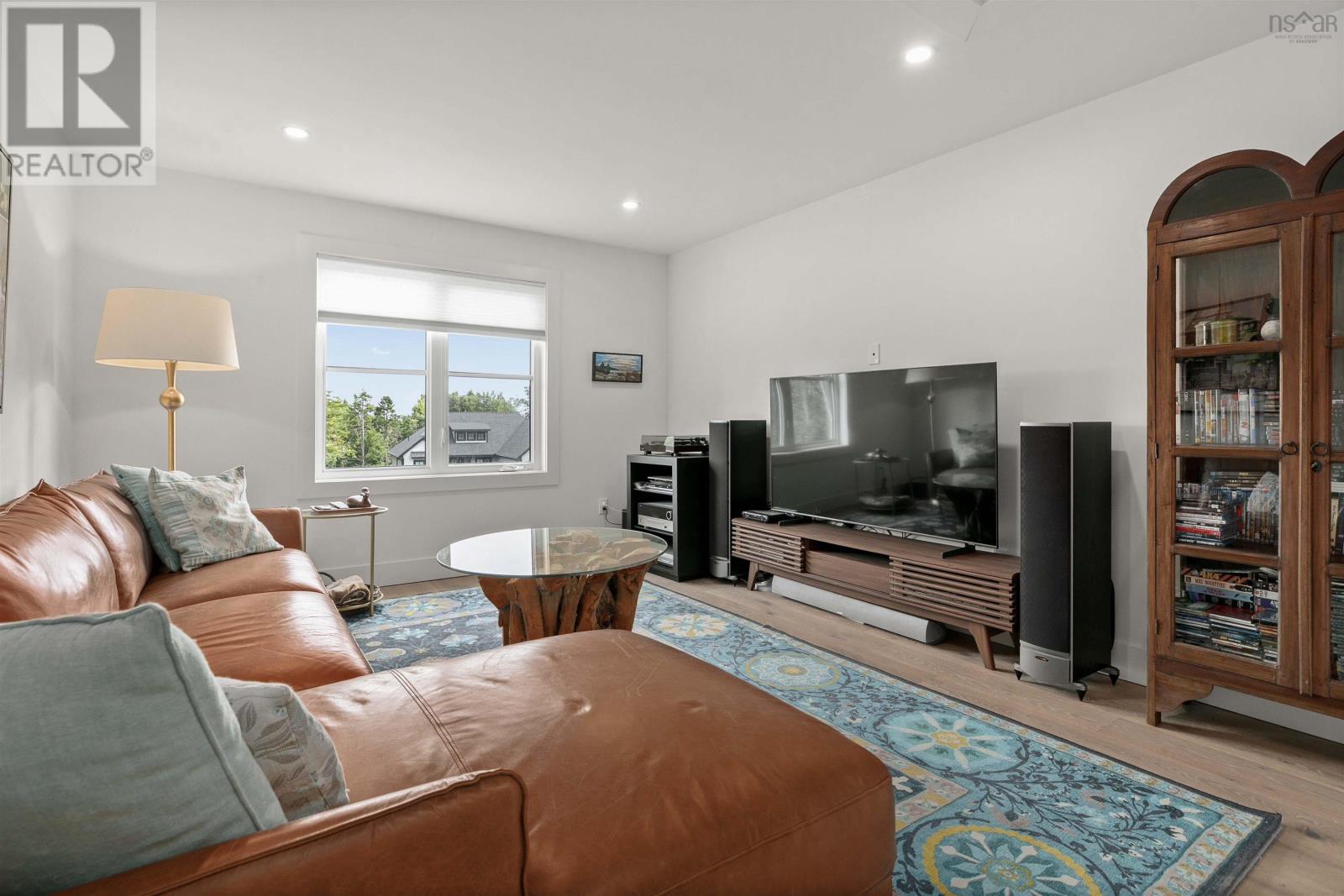 48 Heatherton Crescent - 30