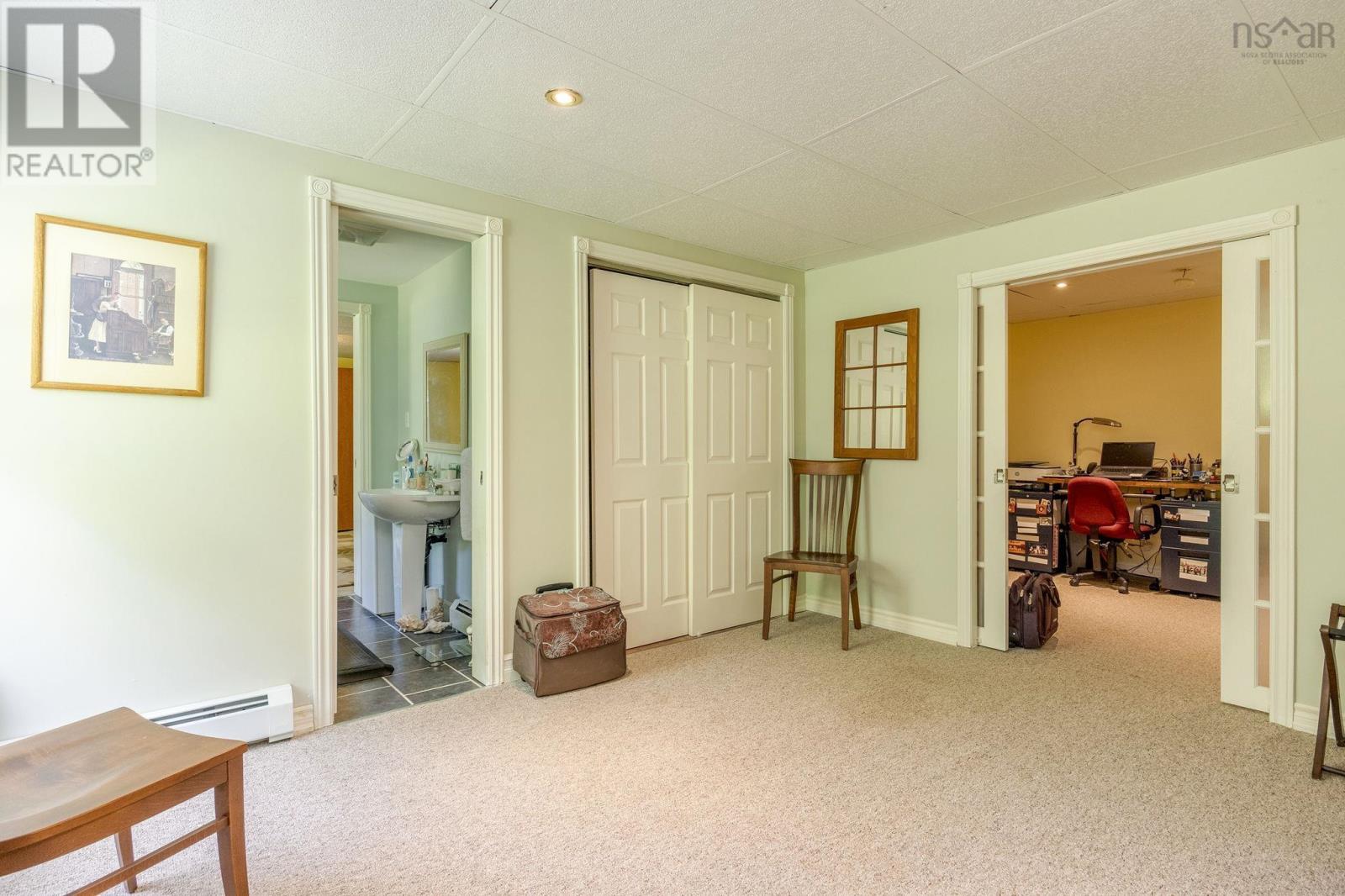 Property 24 of 37 of 21 Anna Court