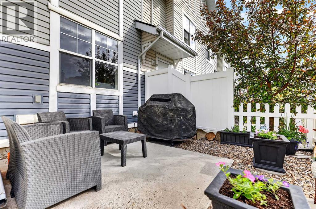 3308 New Brighton Gardens SE - 4