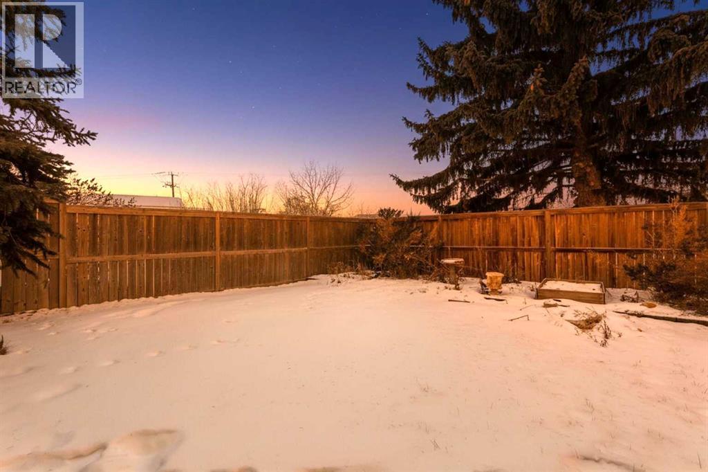 11 Ridgebrook Drive SW - Image 2