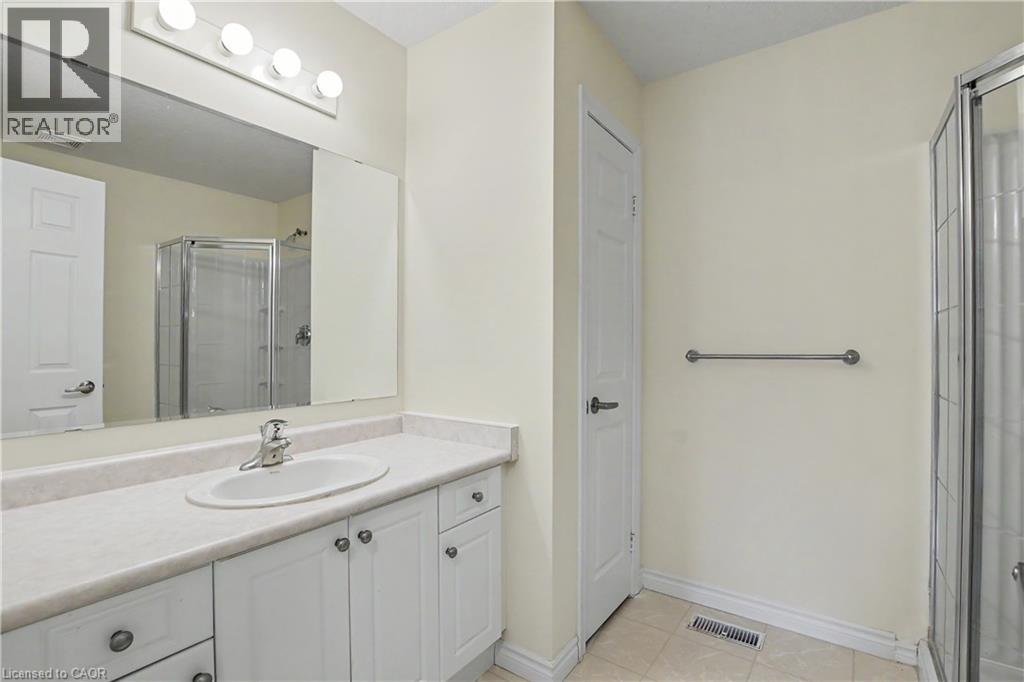 #C15 619 WILD GINGER Avenue - 22