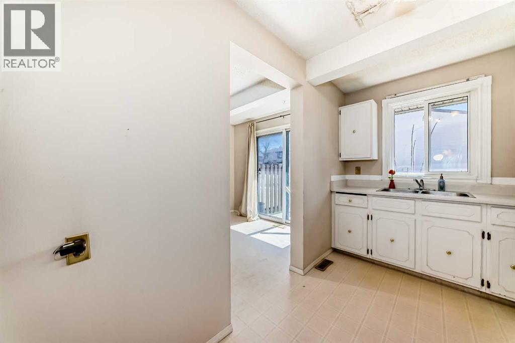 #45 2727 Rundleson Road NE - 14