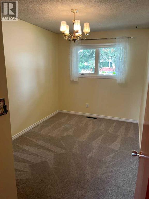 2015 Milne Drive NE - 14