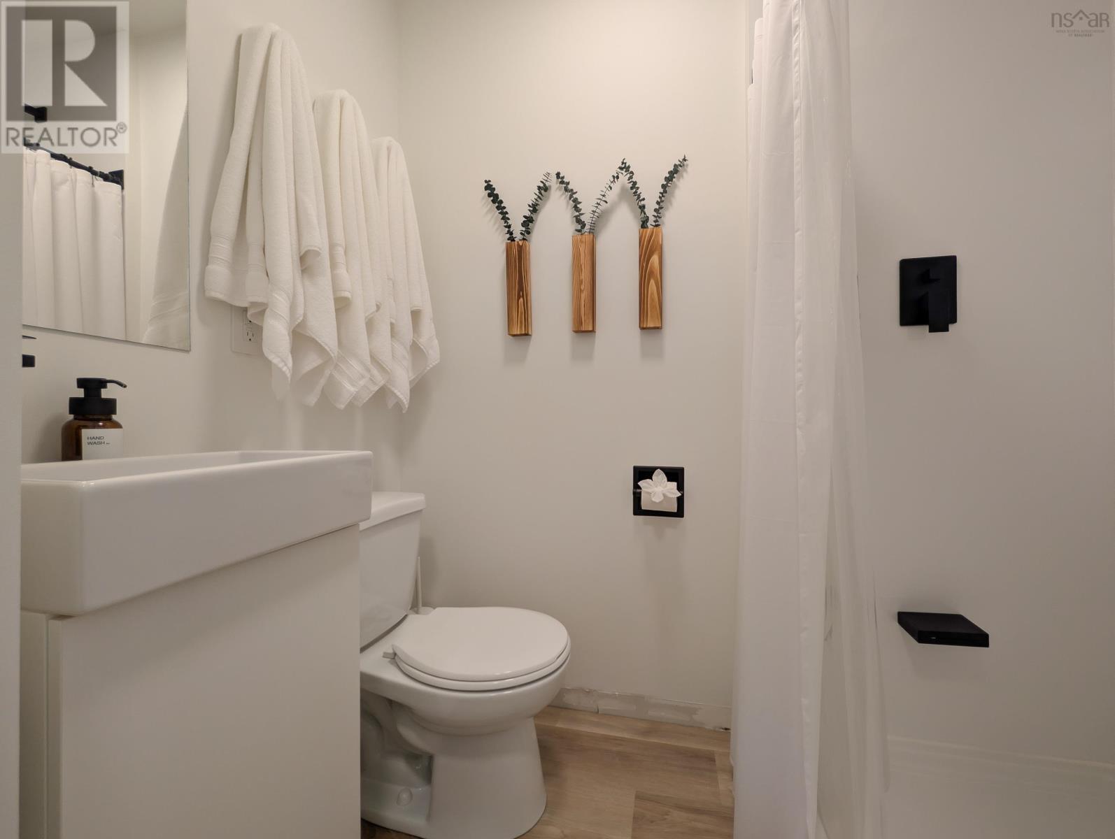 Property 23 of 40 of 2051 Perotte Road