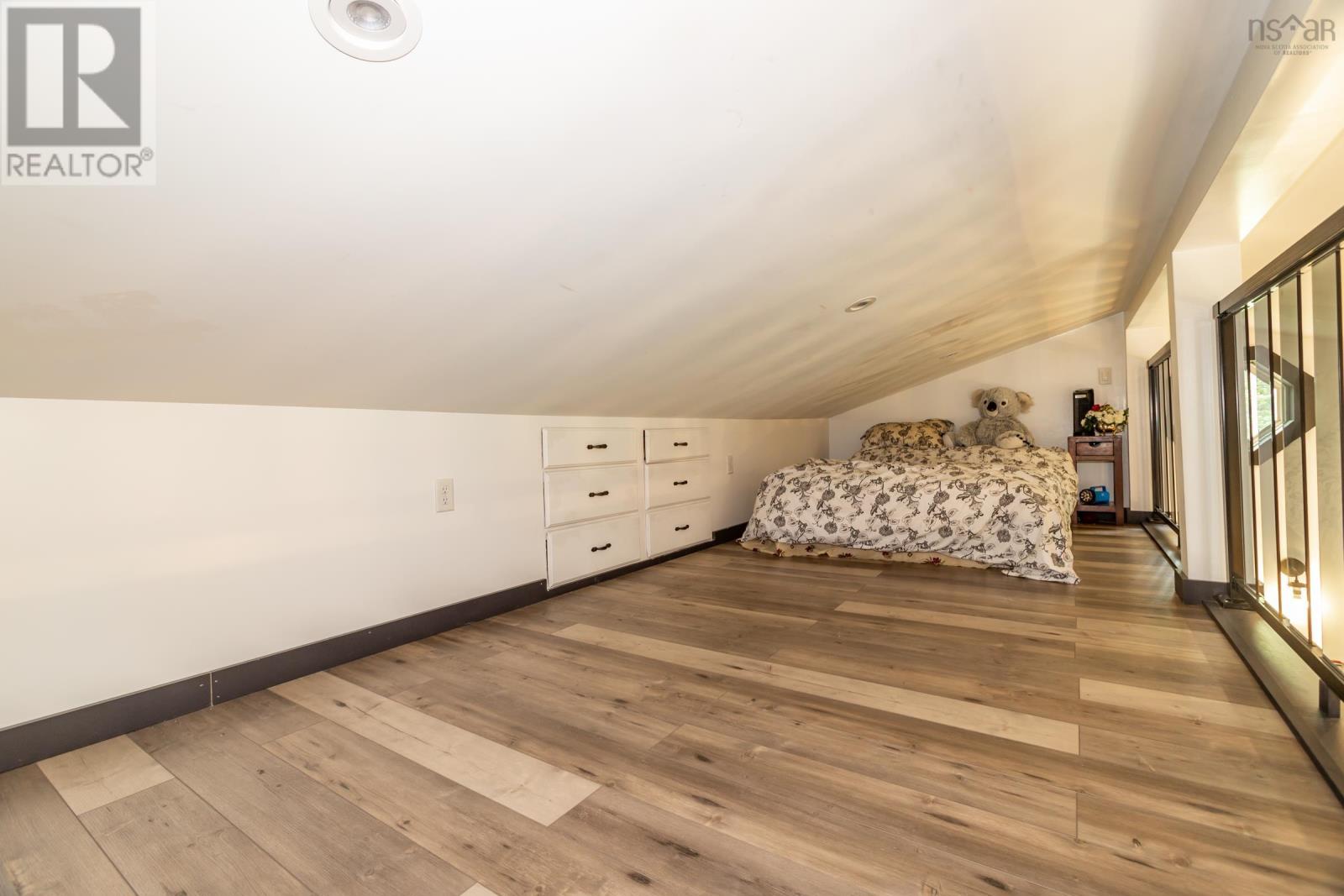 2546 Virginia Road - 22