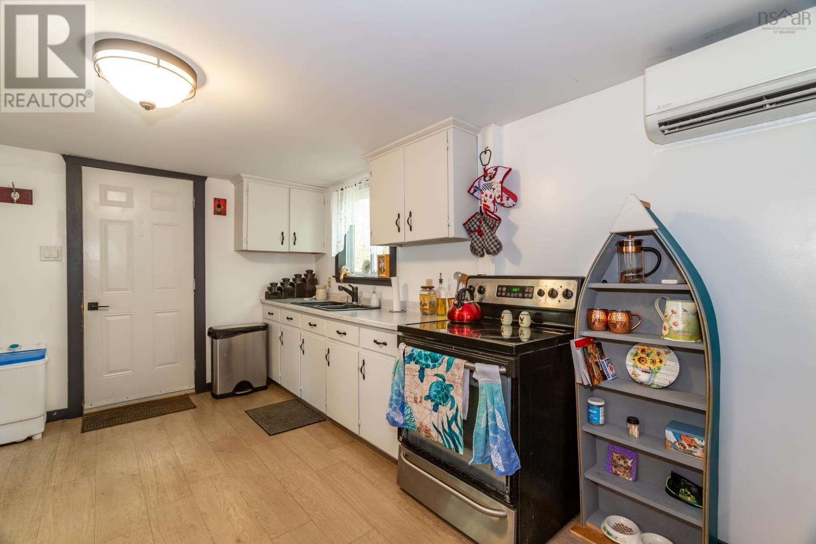 2546 Virginia Road - 13