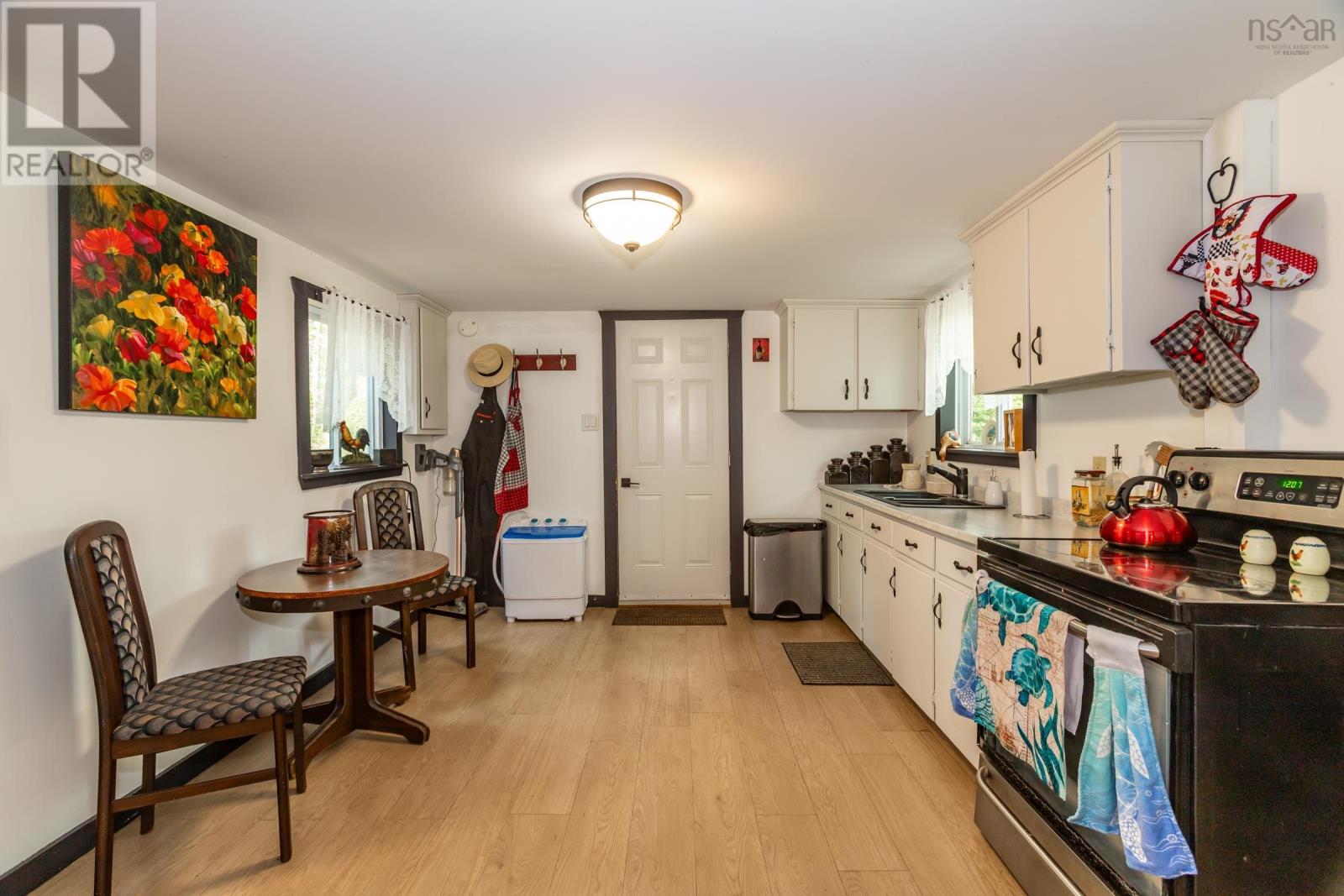 2546 Virginia Road - 12