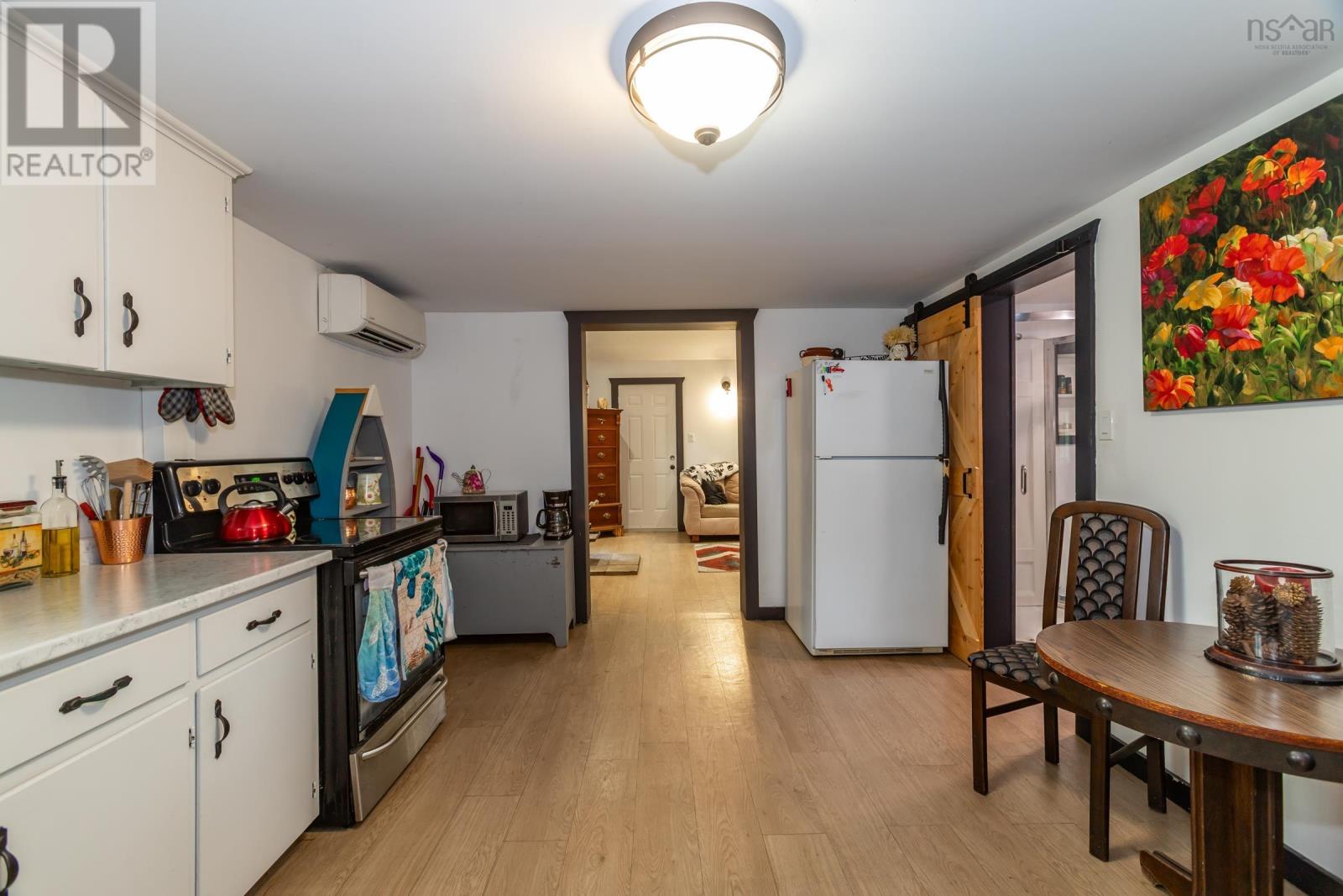 2546 Virginia Road - 8