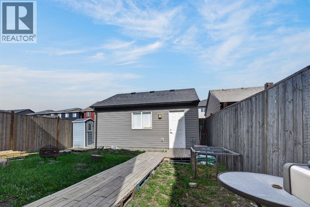 848 Chinook Gate Parade SW - 38