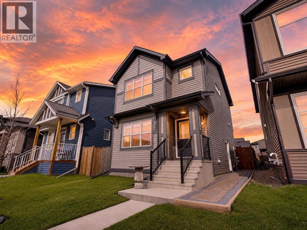 848 Chinook Gate Parade SW - 43