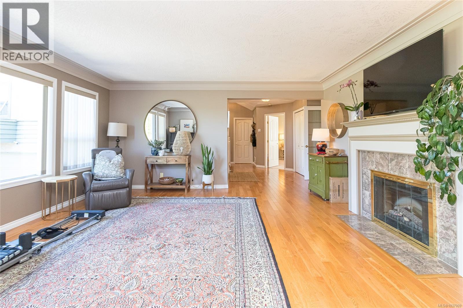 4343 Emily Carr Dr - 5