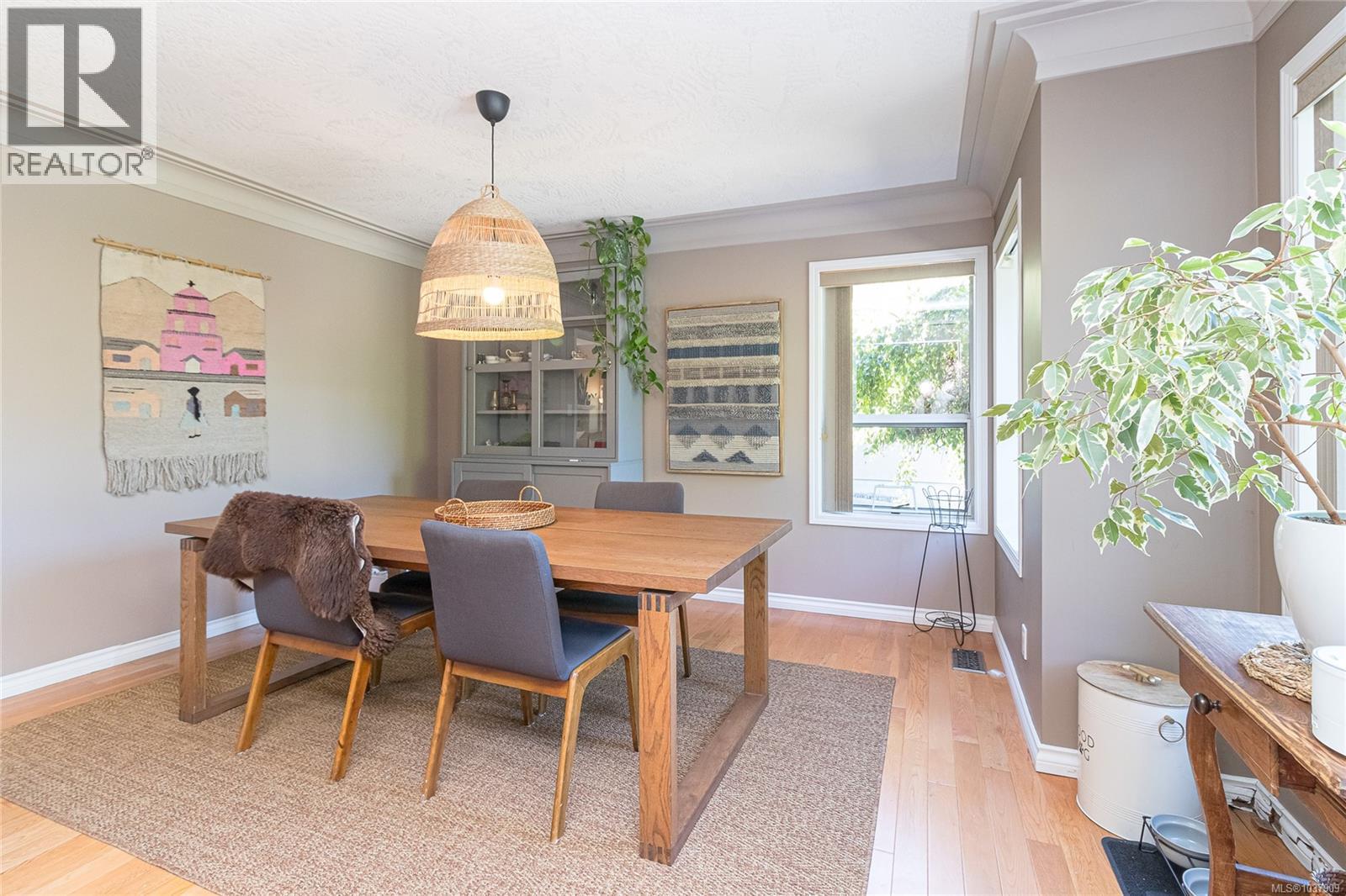 4343 Emily Carr Dr - 18