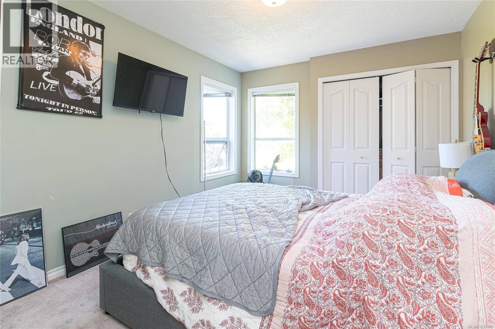 4343 Emily Carr Dr - 23