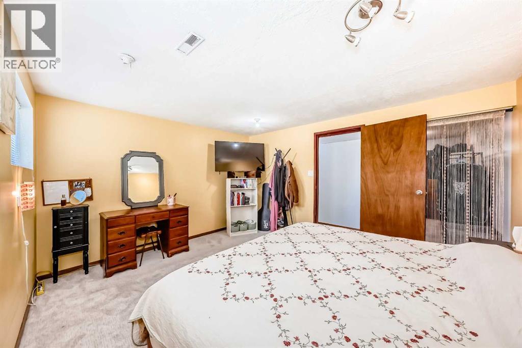 5539 Dalhart Road NW - 27