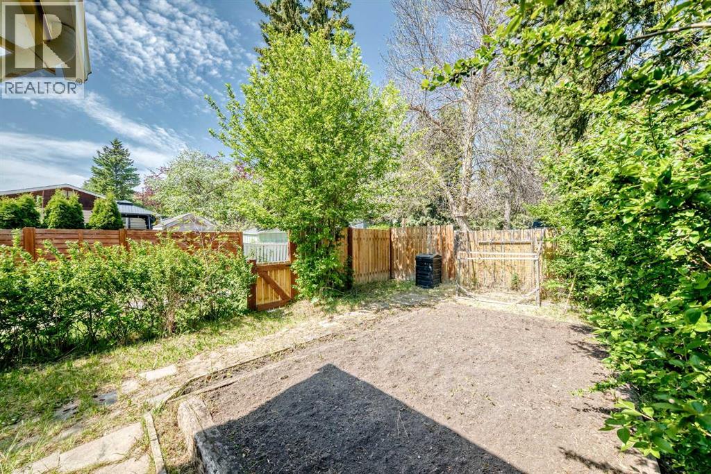 5539 Dalhart Road NW - 42