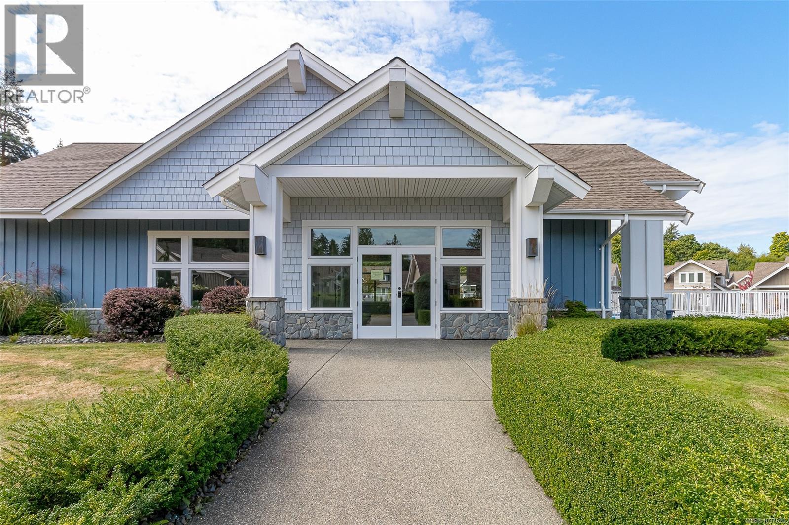 #15 5251 Island Hwy W - 50