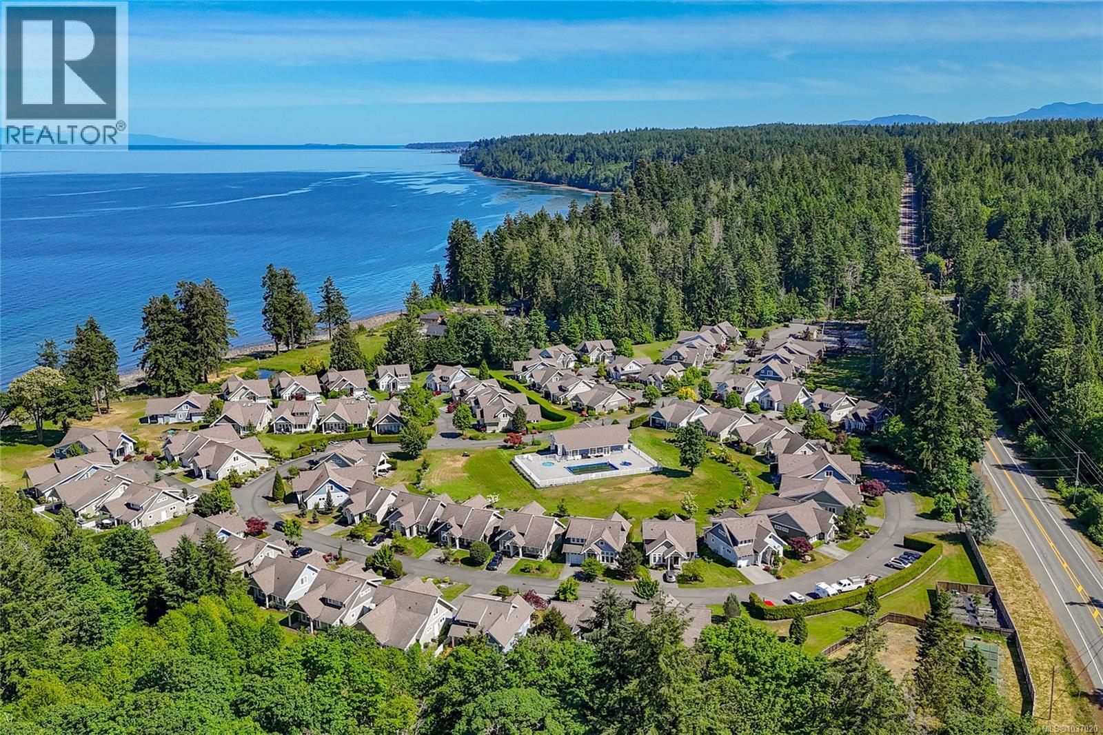 #15 5251 Island Hwy W - 64