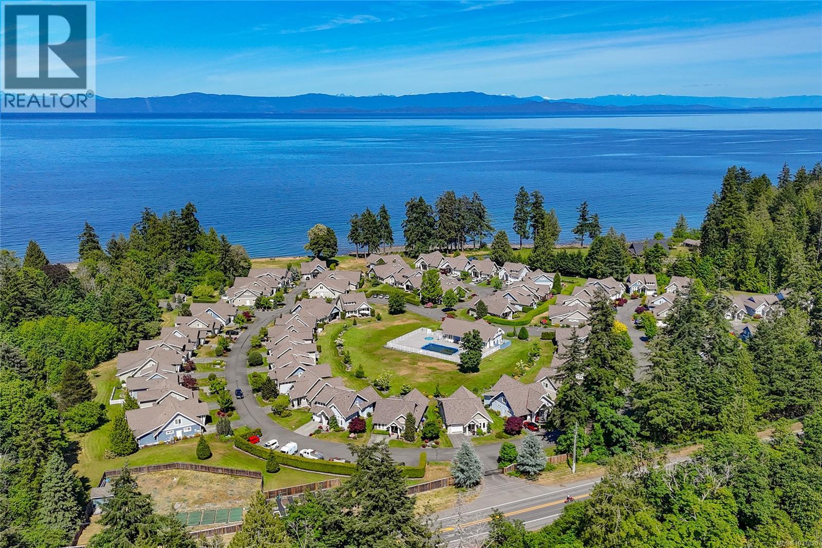 #15 5251 Island Hwy W - 65