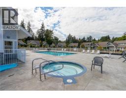 15 5251 Island Hwy W, Qualicum Beach, BC V9K2C1 Photo 14
