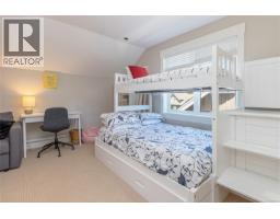 Den - 15 5251 Island Hwy W, Qualicum Beach, BC V9K2C1 Photo 9